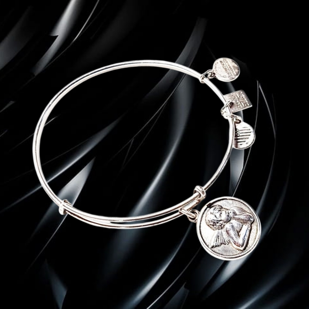 Alex and Ani ~ Wind & Fire Raphael Angel Cherub Expandable Bracelet. NWOT